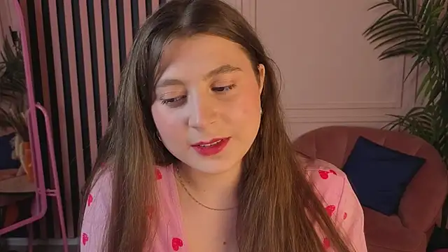 Queen Michelle  online show from 3, 12, 2025