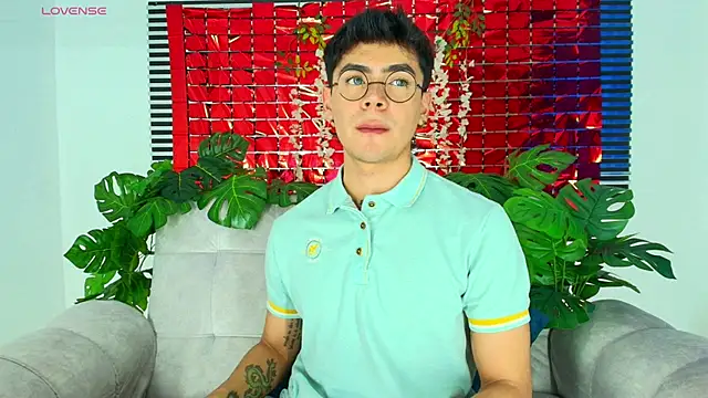 CamiiGuzmanX online show from 28, 2, 2026