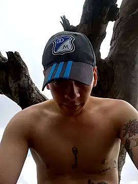 Thomasjons  online show from 7, 11, 2025