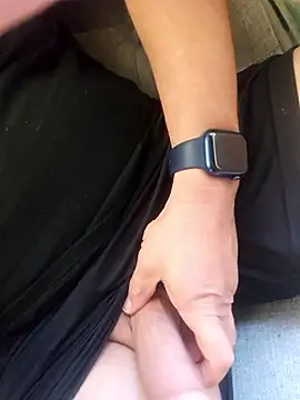 Snapshot of reycarr19 chatting on 5, 4, 2026 reycarr19 online show from 5, 4, 2026