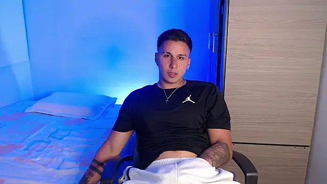 valentinosex1 online show from 16, 3, 2026