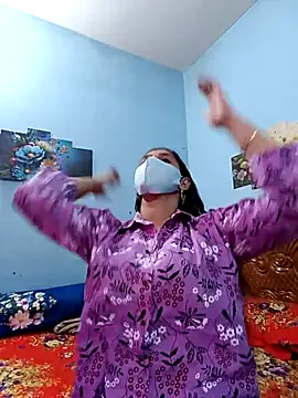 Snapshot of Cute_Faria chatting on 4, 4, 2026 Cute Faria online show from 4, 4, 2026