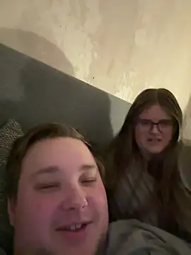 Snapshot of CurvyPaar2 chatting on 17, 2, 2026 CurvyPaar2 online show from 17, 2, 2026