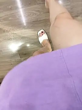 Jessical--Li online show from 15, 11, 2025