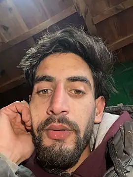 lyath3245 online show from 4, 2, 2026