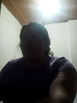 Daphne girlsex online show from 27, 11, 2025