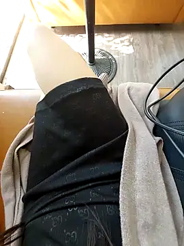 Snapshot of meomeocute chatting on 23, 11, 2025 meomeocute online show from 23, 11, 2025