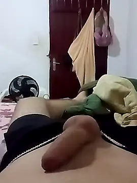 Snapshot of rafa_mnz chatting on 17, 12, 2025 rafa mnz online show from 17, 12, 2025