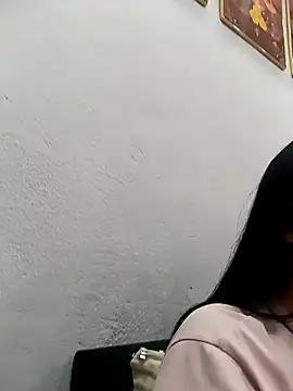 MinhChauXXX19 online show from 10, 3, 2026