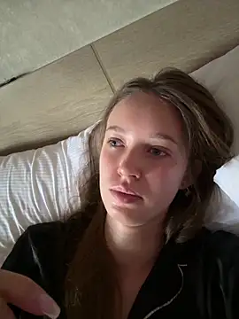 ElliRose online show from 24, 10, 2025