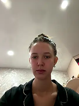 ElliRose online show from 27, 10, 2025