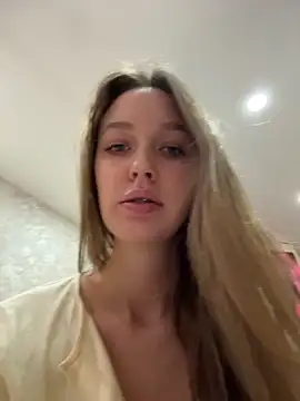 ElliRose online show from 26, 11, 2025