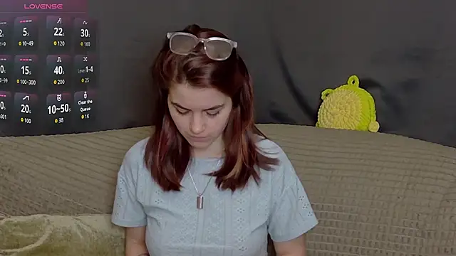 Snapshot of ElzaBlis chatting on 14, 11, 2025 ElzaBlis online show from 14, 11, 2025