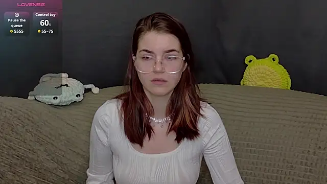 Snapshot of ElzaBlis chatting on 1, 12, 2025 ElzaBlis online show from 1, 12, 2025