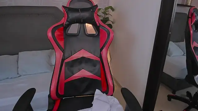 Snapshot of anagil_ chatting on 2, 3, 2026 anagil online show from 2, 3, 2026