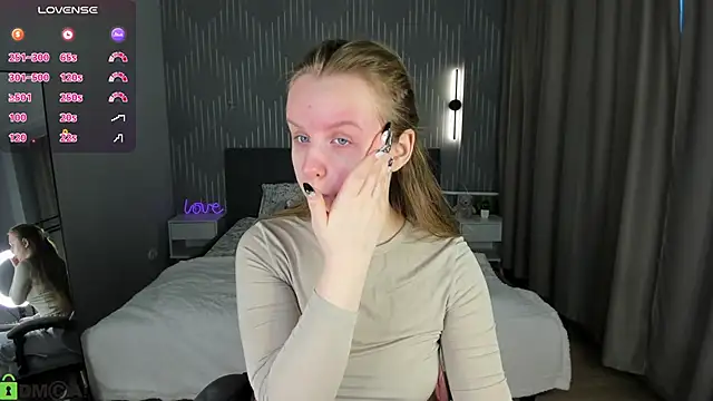 Rina Panic online show from 28, 3, 2026