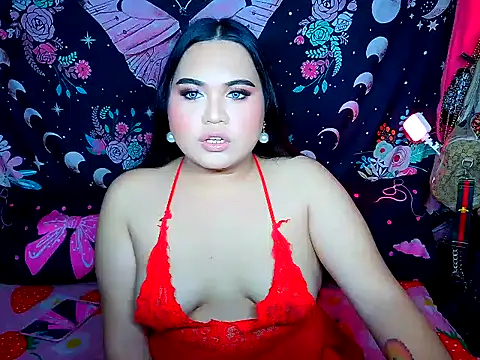 Snapshot of YourThicc_bella chatting on 7, 6, 2026 YourThicc bella online show from 7, 6, 2026