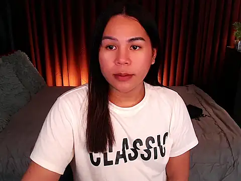 Snapshot of TransAlena95 chatting on 14, 10, 2025 TransAlena95 online show from 14, 10, 2025