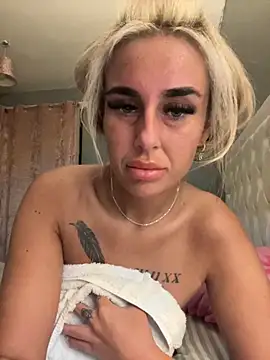 EllieMaeBaby online show from 28, 11, 2025