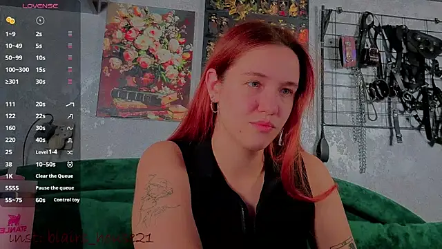 Snapshot of the_high_priestess chatting on 16, 10, 2025 the high priestess online show from 16, 10, 2025