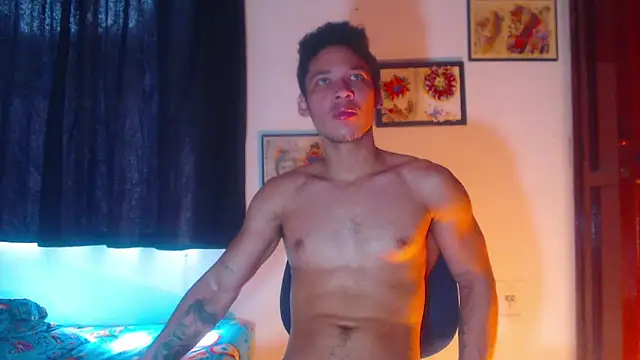 Snapshot of RuiMaddoox chatting on 20, 9, 2025 RuiMaddoox online show from 20, 9, 2025