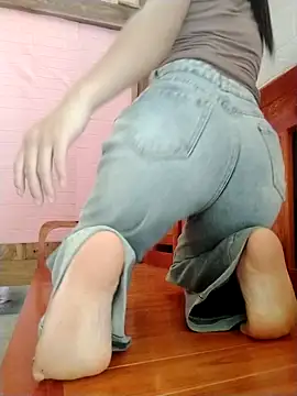 Snapshot of daisy_will chatting on 19, 10, 2025 daisy will online show from 19, 10, 2025