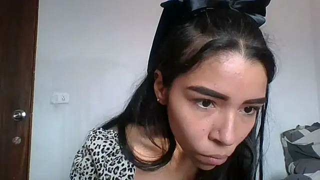 Candy Grey28 online show from 1, 10, 2025