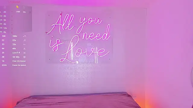 Snapshot of aleksandramiller_ chatting on 11, 11, 2025 aleksandramiller online show from 11, 11, 2025