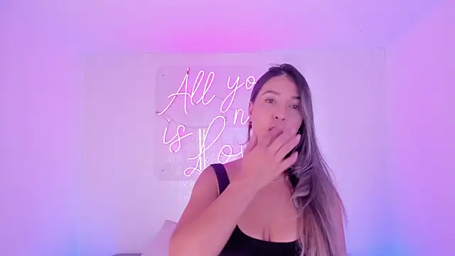 Snapshot of aleksandramiller_ chatting on 17, 11, 2025 aleksandramiller online show from 17, 11, 2025