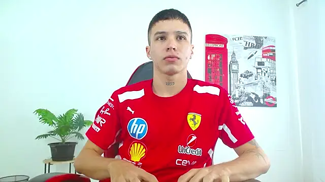 Snapshot of Cumandres18 chatting on 25, 11, 2025 Cumandres18 online show from 25, 11, 2025