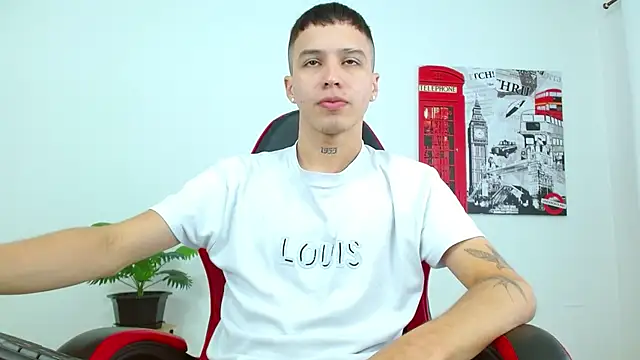 Snapshot of Cumandres18 chatting on 1, 12, 2025 Cumandres18 online show from 1, 12, 2025