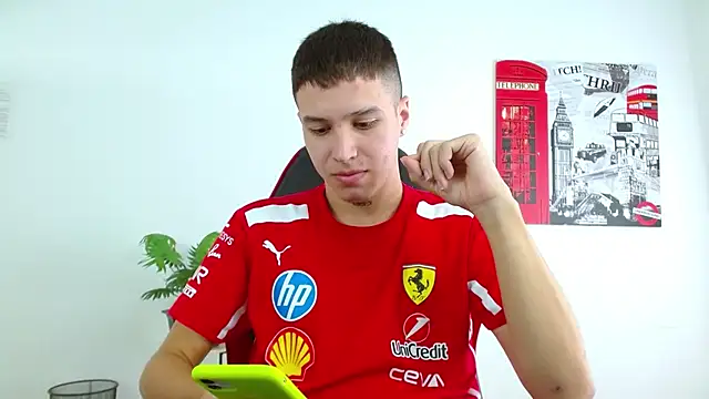 Snapshot of Cumandres18 chatting on 3, 12, 2025 Cumandres18 online show from 3, 12, 2025