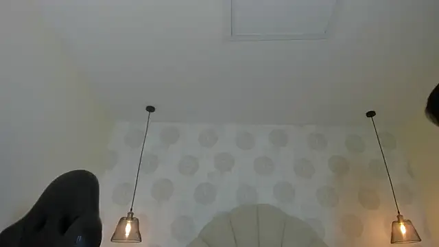 GIANAMILLER6 online show from 1, 12, 2025