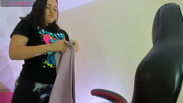 GIANAMILLER6 online show from 3, 3, 2026