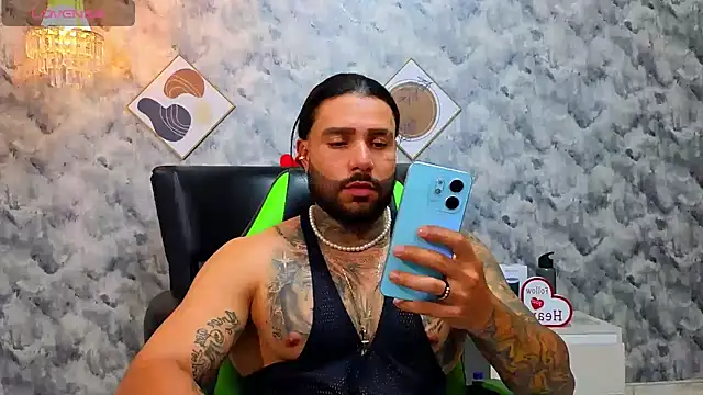 Apolo rousse1 online show from 27, 2, 2026