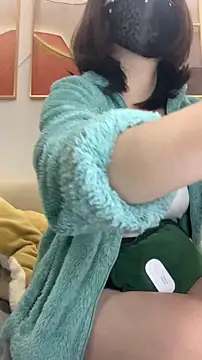 Snapshot of zhizhinaigai chatting on 16, 12, 2025 zhizhinaigai online show from 16, 12, 2025