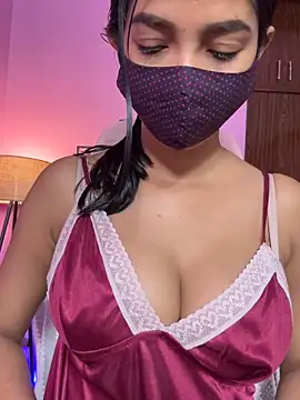 Snapshot of Neha18 chatting on 9, 5, 2026 Neha18 online show from 9, 5, 2026