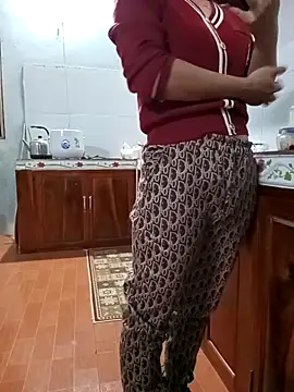 Snapshot of Sweet-Berry89 chatting on 25, 10, 2025 Sweet-Berry89 online show from 25, 10, 2025