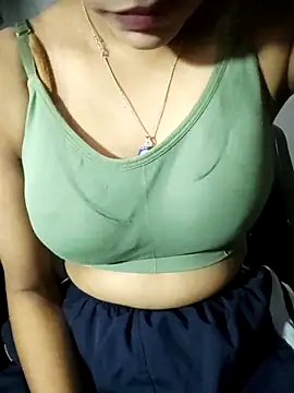 Snapshot of Nikita-Singh88 chatting on 6, 10, 2025 Nikita-Singh88 online show from 6, 10, 2025