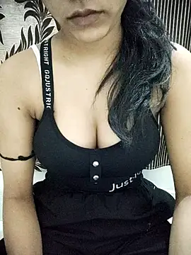 Snapshot of Nikita-Singh88 chatting on 13, 11, 2025 Nikita-Singh88 online show from 13, 11, 2025