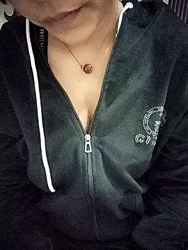 Snapshot of Nikita-Singh88 chatting on 27, 11, 2025 Nikita-Singh88 online show from 27, 11, 2025