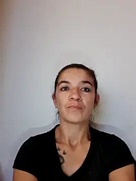 alinaalinutzq online show from 1, 11, 2025