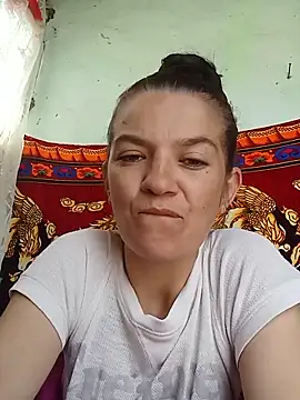 Snapshot of alinaalinutzq chatting on 20, 5, 2026 alinaalinutzq online show from 20, 5, 2026