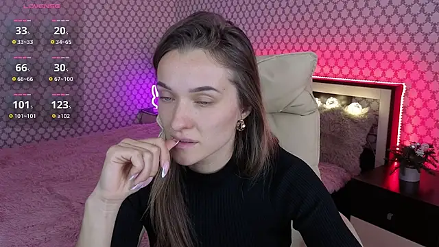 EmmySkyy online show from 19, 9, 2025