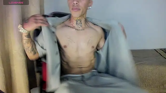 Snapshot of Savajelust chatting on 16, 11, 2025 Savajelust online show from 16, 11, 2025