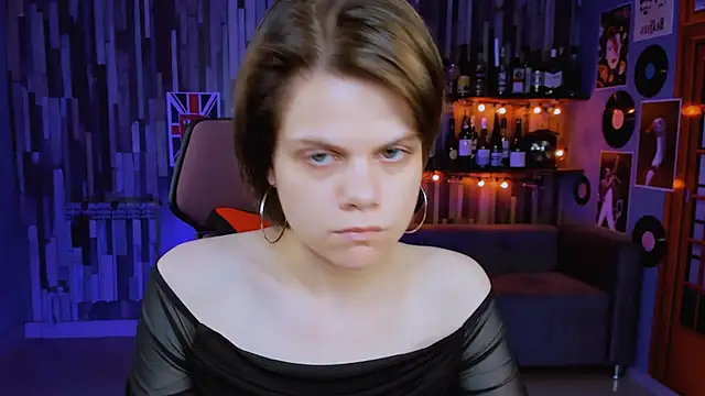 EllieMurler online show from 9, 10, 2025