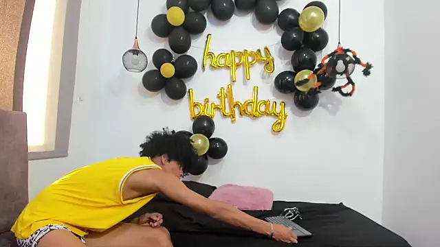 Violet Dream2 online show from 28, 10, 2025