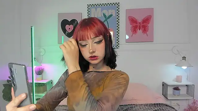 Zoe Lynch  online show from 27, 2, 2026