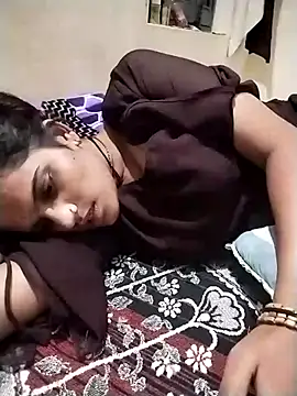 Snapshot of Sofia_kuuu chatting on 14, 10, 2025 Sofia kuuu online show from 14, 10, 2025