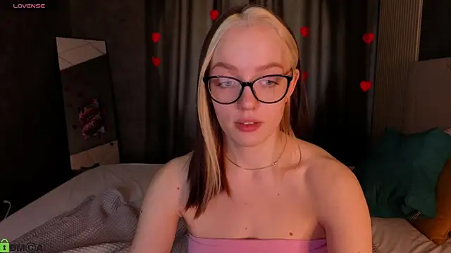 R0cket bunny online show from 9, 4, 2026